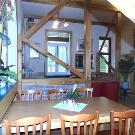 Toris Inn Тринец Екстериор снимка