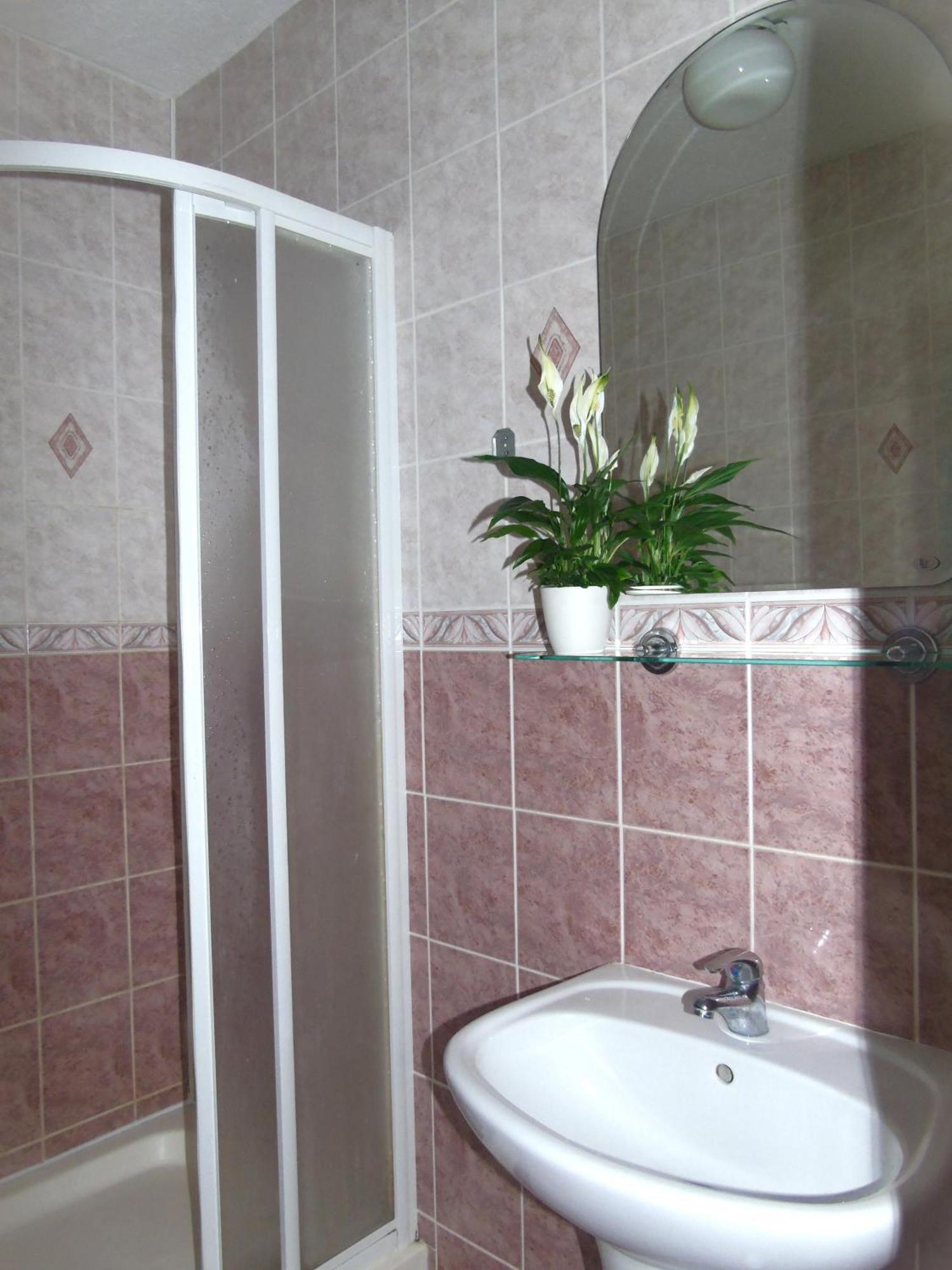 Toris Inn Тринец Екстериор снимка