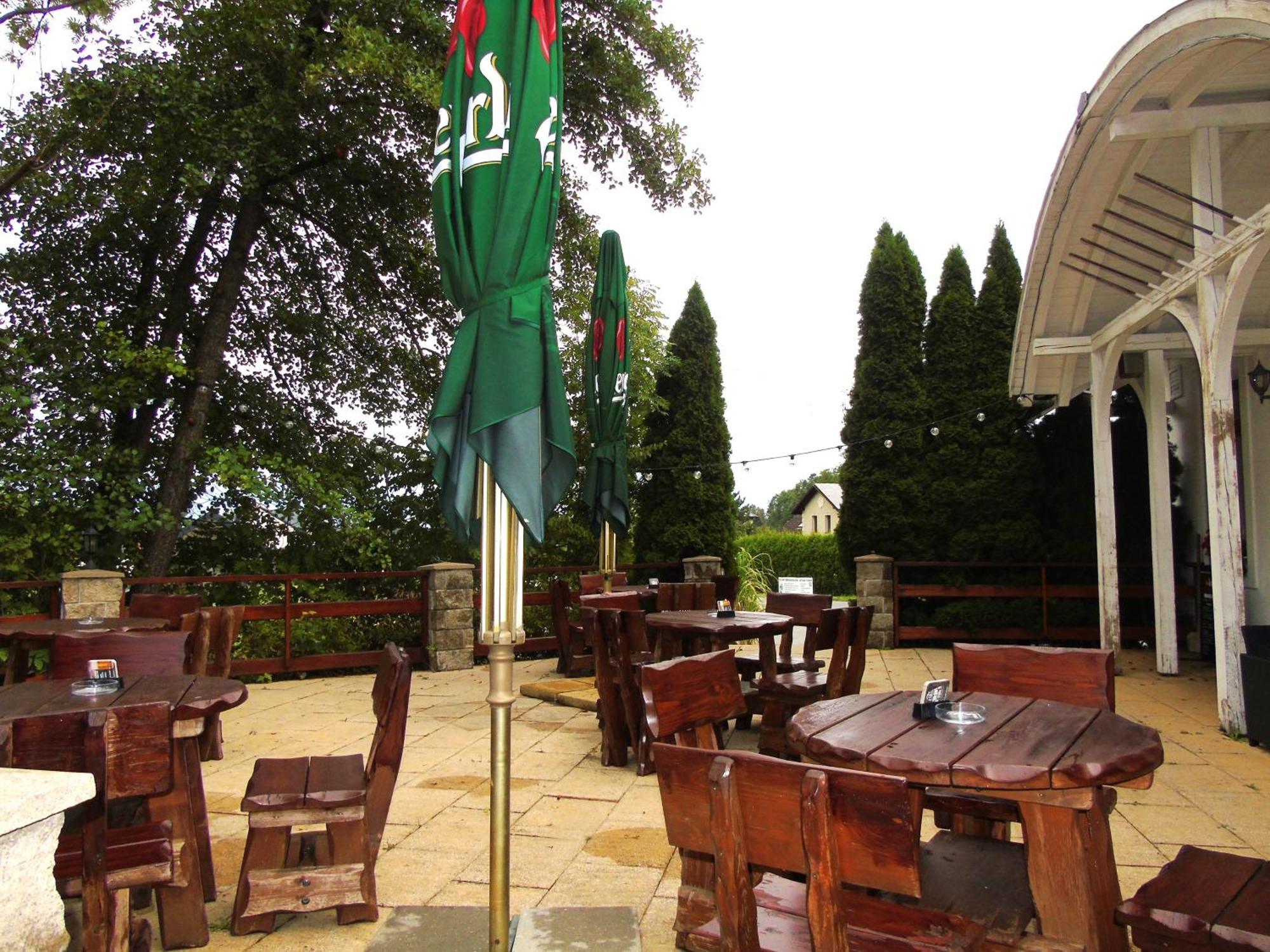 Toris Inn Тринец Екстериор снимка