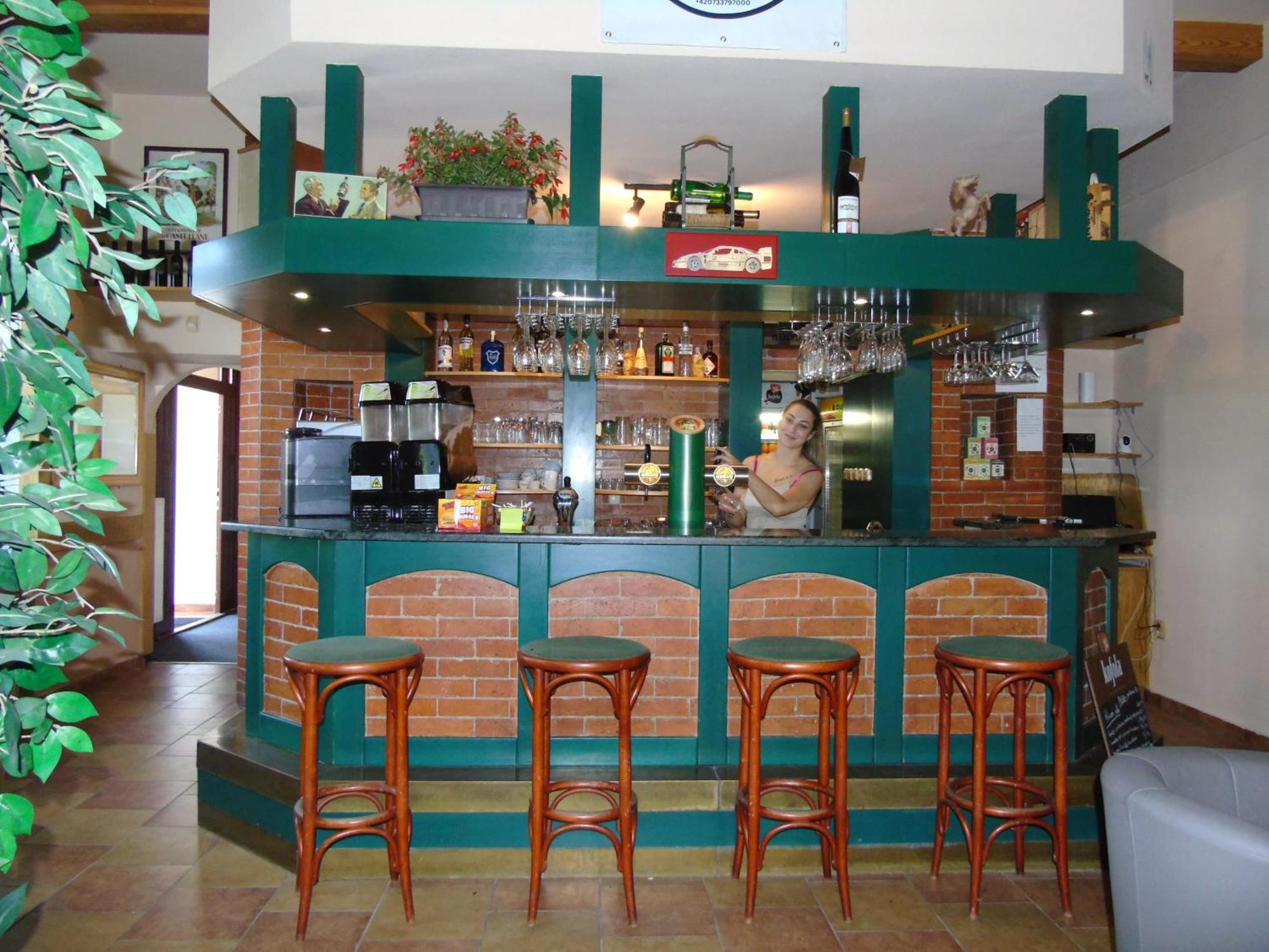 Toris Inn Тринец Екстериор снимка